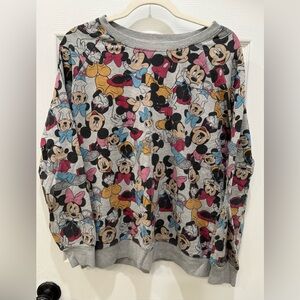 Women’s Disney Mickey and Minnie Gray Crew Neck Pullover Sweatshirt Size L